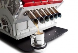Du café dans le moteur 