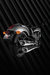 Silencieux Akrapovic pour customs Victory