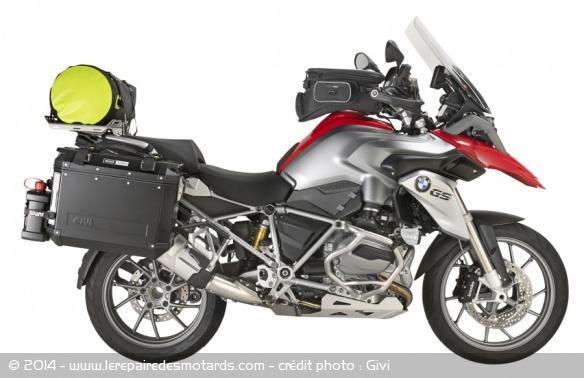 Valises latérales Givi Trekker Outback Black Line
