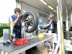 Michelin, manufacturier unique du Moto Tour - crédit photo : DDMT