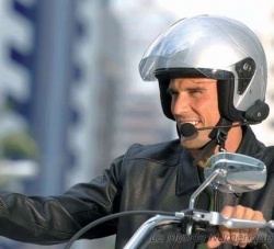 L'interdiction pour le kit mains libres à l'étude