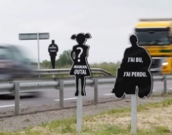 silhouettes noires sur la RN4