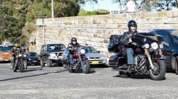 Les motards à l'essai (source : dailytelegraph)