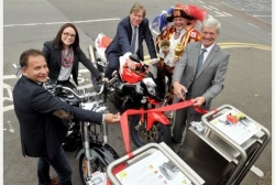 Les premiers Motoparking du Royaume-Unis (photo : essexchroniclle)