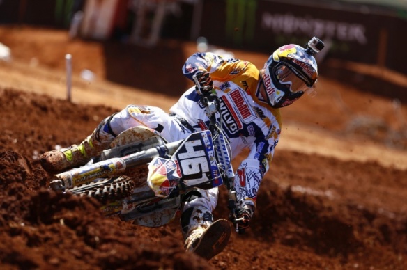 Romain Febvre lors de sa victoire au Brésil - crédit photo : Acevedo JP/Husqvarna