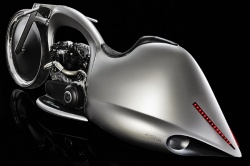 Concept Akrapovic Full Moon