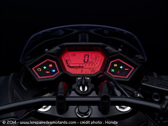 Honda NM4 Vultus 2014