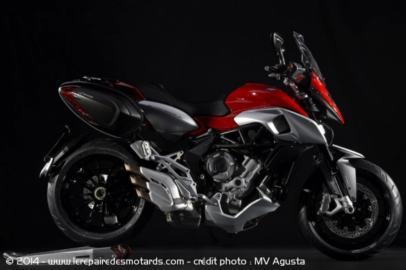 MV Agusta Stradale 800