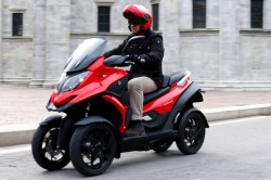 Scooter 4-roues Quadro4