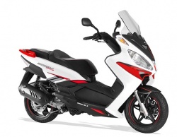 Personnalisation des scooters Rieju