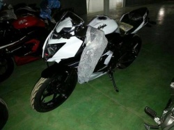 Sportive Kawasaki Ninja 250 monocylindre