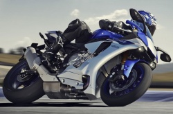 Sportive Yamaha YZF-R1