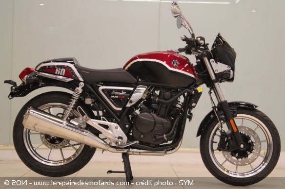 Sym Wolf 300 Café Racer