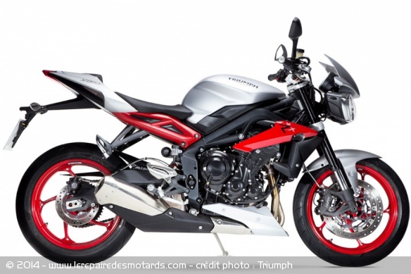 La Street Triple RX arbore une peinture gris mat