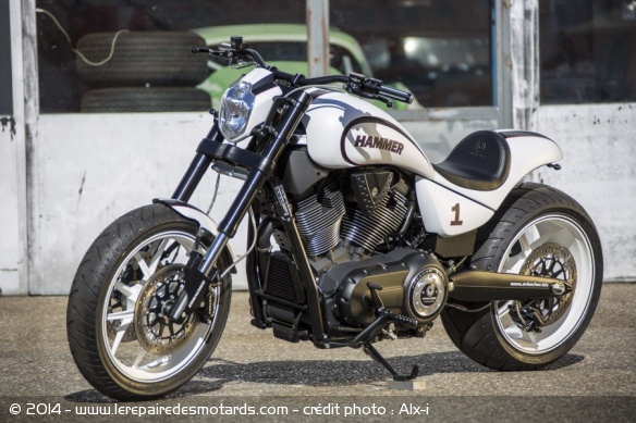 Victory Hammer S custom par Urs Erbacher