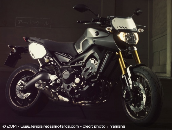 Yamaha MT-09 Street Tracker