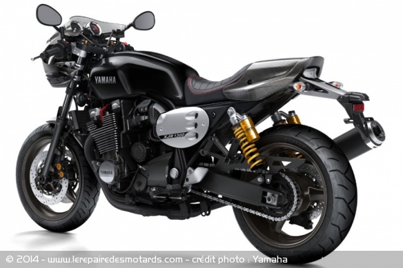 Yamaha XJR1300 Racer