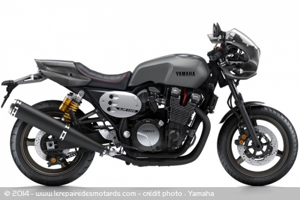 Yamaha XJR1300 Racer