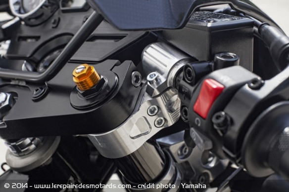 Yamaha XJR1300 Racer