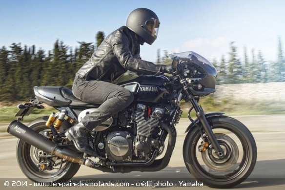 Yamaha XJR1300 Racer