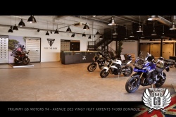 Triumph GB Motors 94 inaugure la nouvelle charte d'aménagement du constructeurs