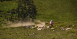 Un procès contre les pièges dans les chemins - crédit photo : Claudius Vasilescu/KTM