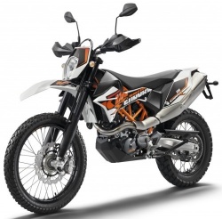 Rappel des KTM LC4 et SMC R