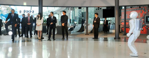 Rencontre Asimo Obama (c) photo : Pool / Kyodo / Getty Images