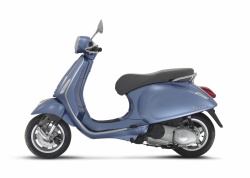 Vespa Parade à Paris