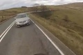 il filme crashe à moto