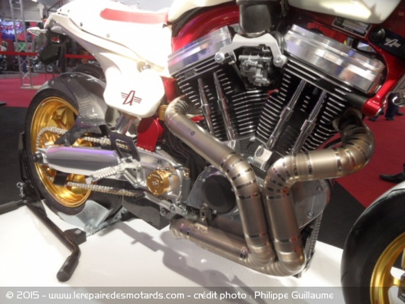  Avinton MotoCorse, échappement titane