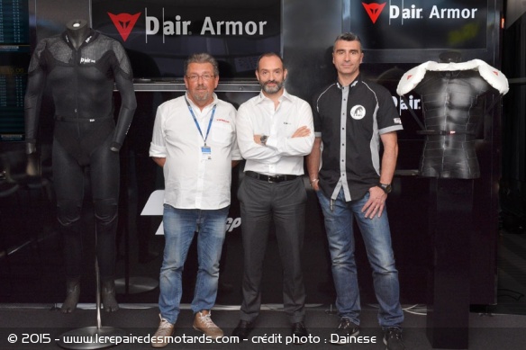 Aldo De Agnoi (Vircos), Cristiano Silei (Dainese) et Jean Marc Autheman (Furygan) Aldo De Agnoi (Vircos), Cristiano Silei (Dainese) et Jean Marc Autheman (Furygan)