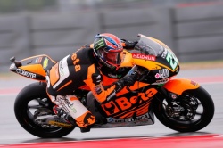 Moto2 : 1ère victoire de Lowes - crédit photo : MotoGP