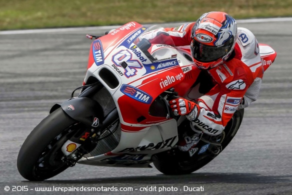 Dovizioso teste la GP15 et termine 10ème du jour