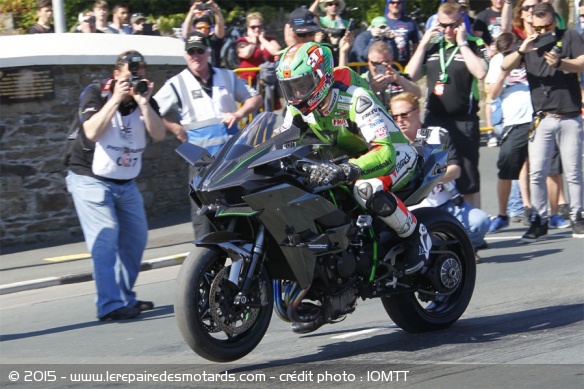 Le départ de James Hillier depuis Bray Hill
