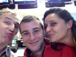 WSBK : Stéphane Egea, Jess et votre pingouin de serviteur en salle de presse