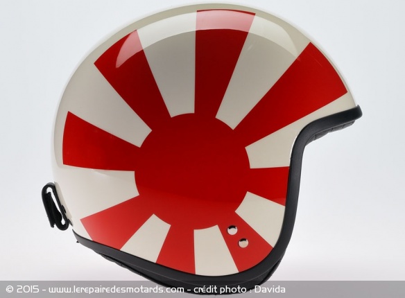 Seul le casque 'Jet' est homologué en France