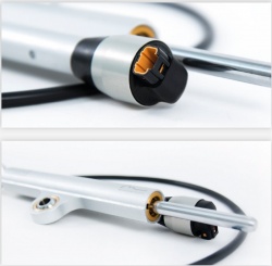Amortisseur de direction électronique pour Yamaha R1M : Öhlins 'Smart EC' Steering Damper