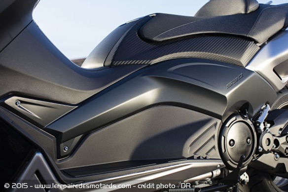 Yamaha Tmax Luxmax flancs Yamaha Tmax Luxmax flancs