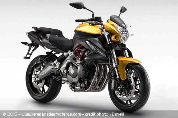 L'actuel roadster Benelli BN600R