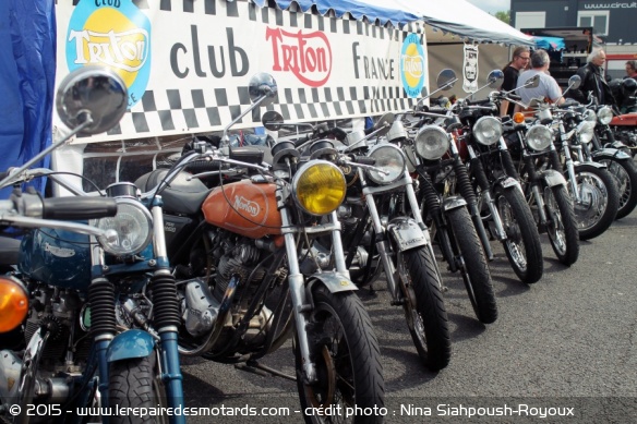 Alignement de motos personnalisées