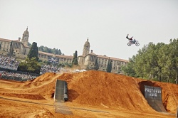 X-Fighters : victoire Tom Pagès