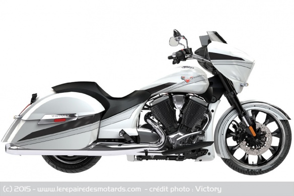 Victory Magnum Black Crystal over Super Steel Gray