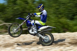 Enduro 4 temps Sherco SEF-R - crédit photo : D. Agrati