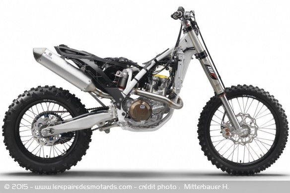 Suspensions, moteur, partie cycle... la FE 450 reçoit plusieurs améliorations pour 2016