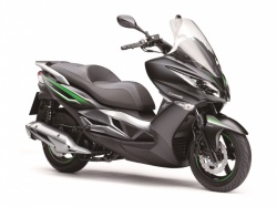 Kawasaki J125 noir et vert