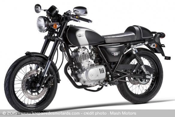 La Café Racer 125 évolue et se dote d'une nouvelle peinture noire La Café Racer 125 évolue et se dote d'une nouvelle peinture noire