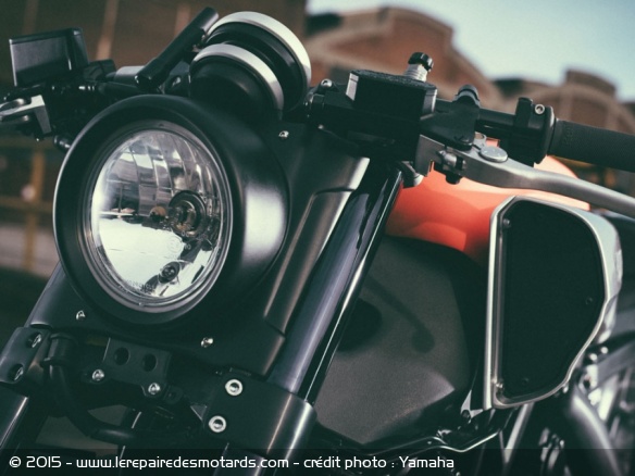 Phare de la Yamaha VMax Infrared