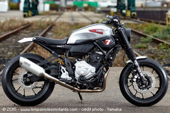 La Super 7 a été préparée par les Allemands de JvB-moto La Super 7 a été préparée par les Allemands de JvB-moto