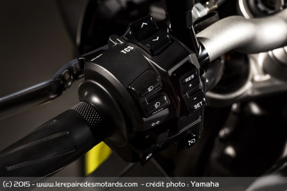 TCS, modes de conduites, cruise control... tout se règle au guidon
